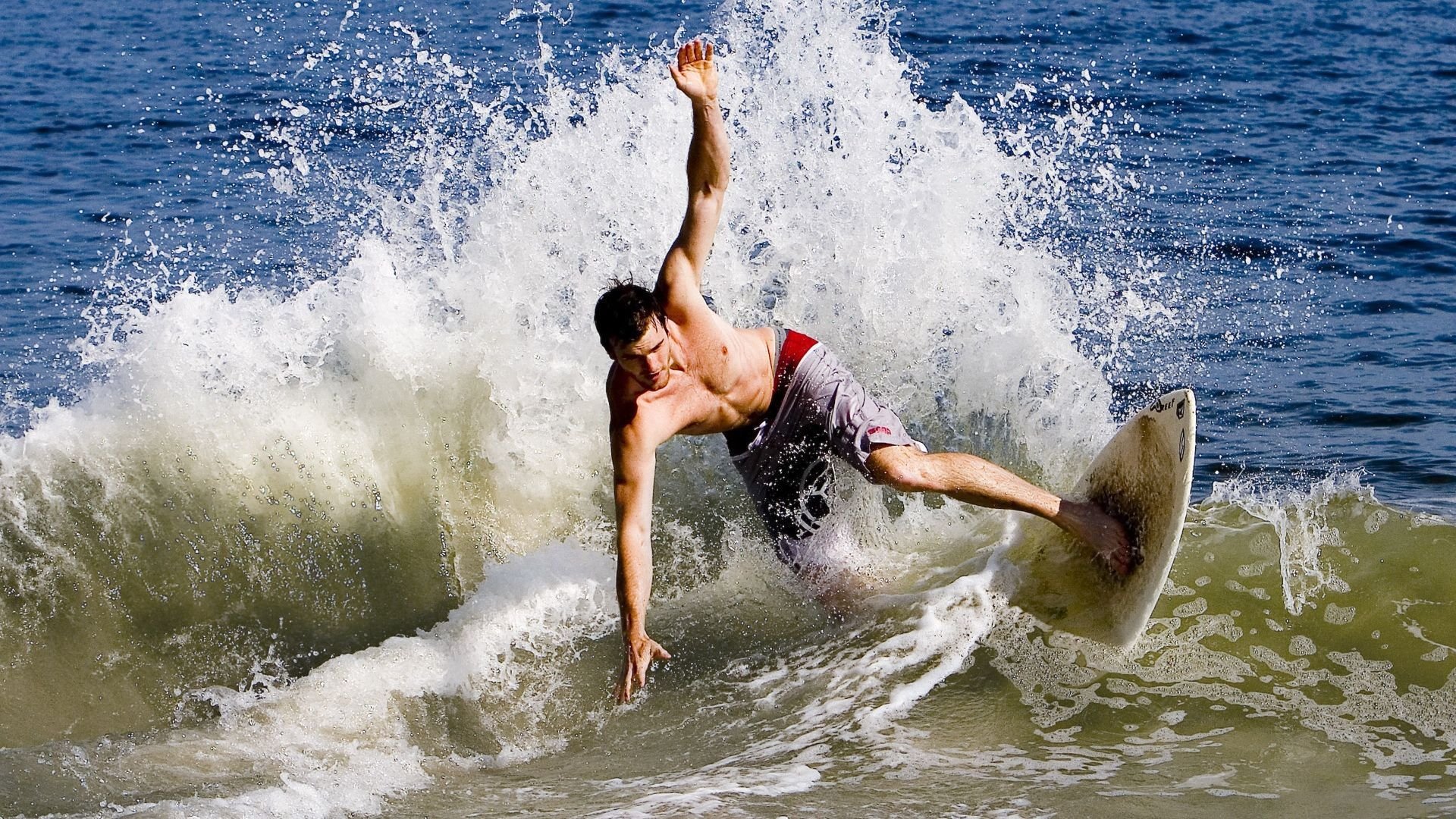 瑞典乒乓球战术:精准落点与心理战结合,瑞典的乒乓球优秀选手